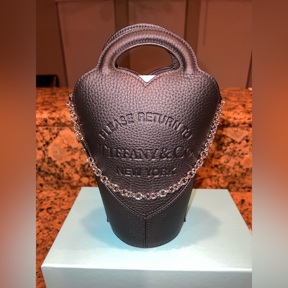 NEW! Tiffany & Co. Black Leather Bucket Style Women's Bag - Picture 5 of 9